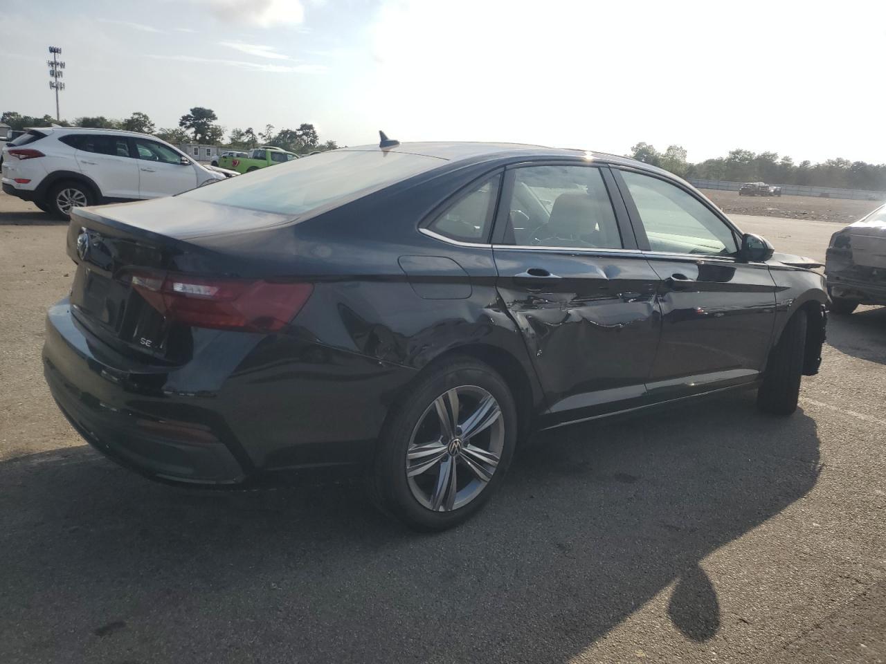 2023 Volkswagen Jetta Se - Фото 3