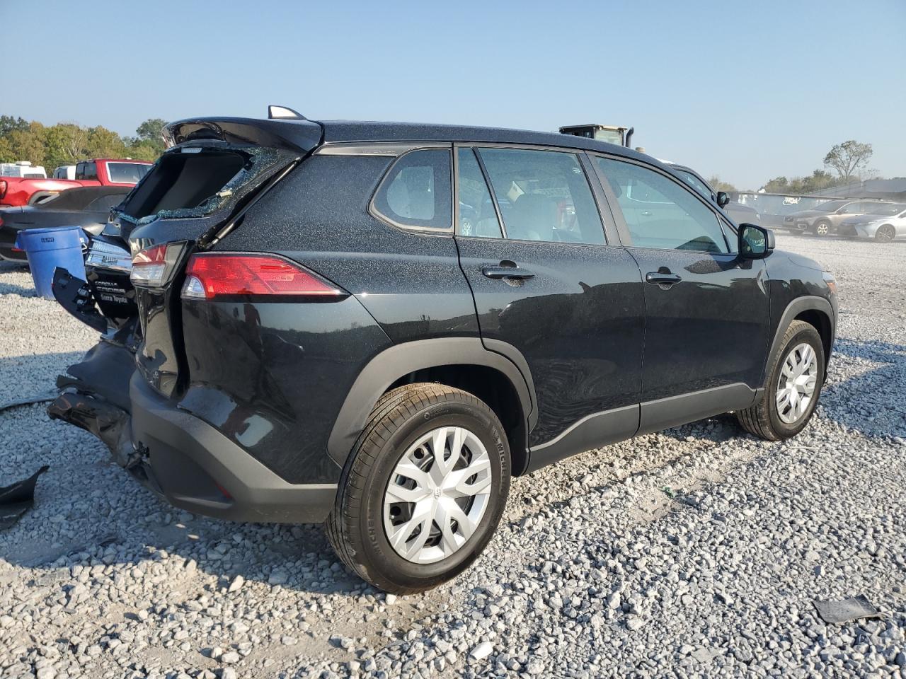 2025 Toyota Corolla Cross L - Image 3