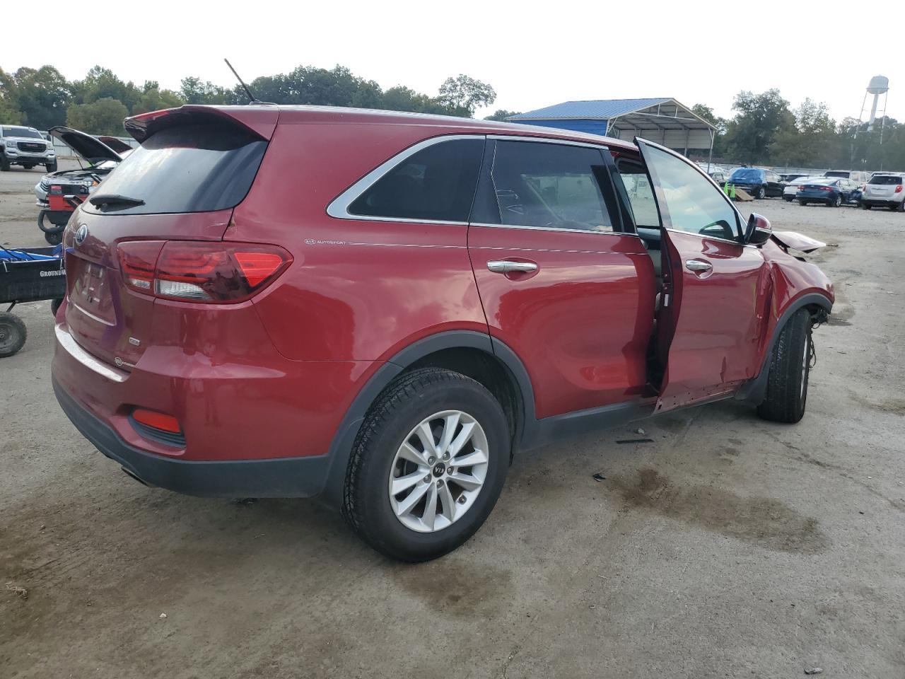 2020 Kia Sorento L - Image 3