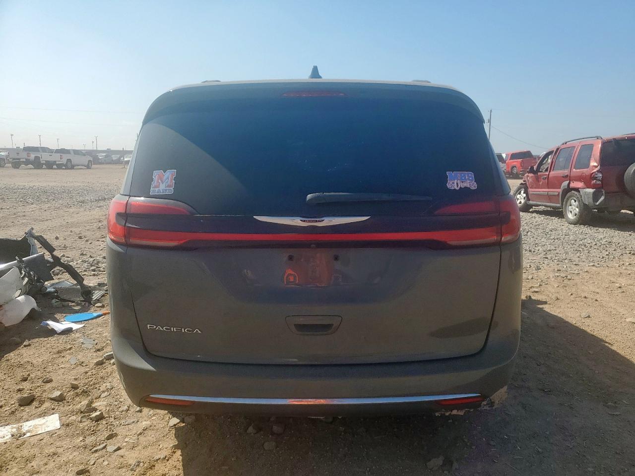 2022 Chrysler Pacifica Touring L - Фото 6