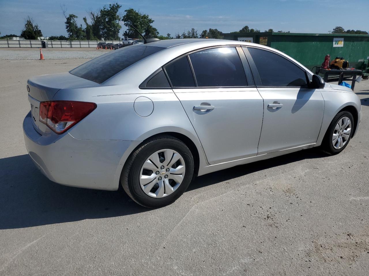 2016 Chevrolet Cruze Limited Ls - Image 3