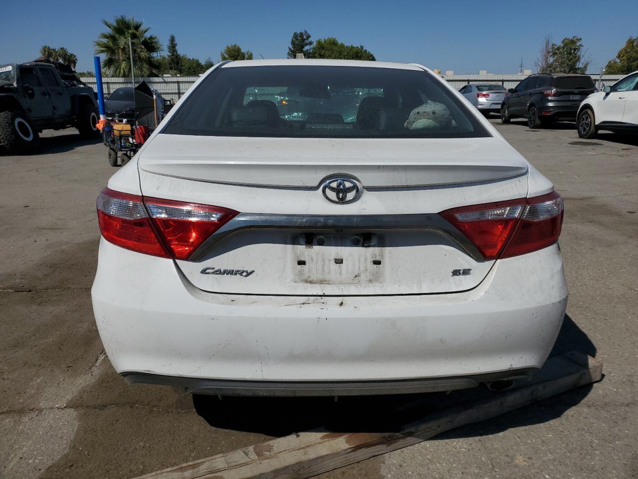 2017 Toyota Camry Le - Фото 6