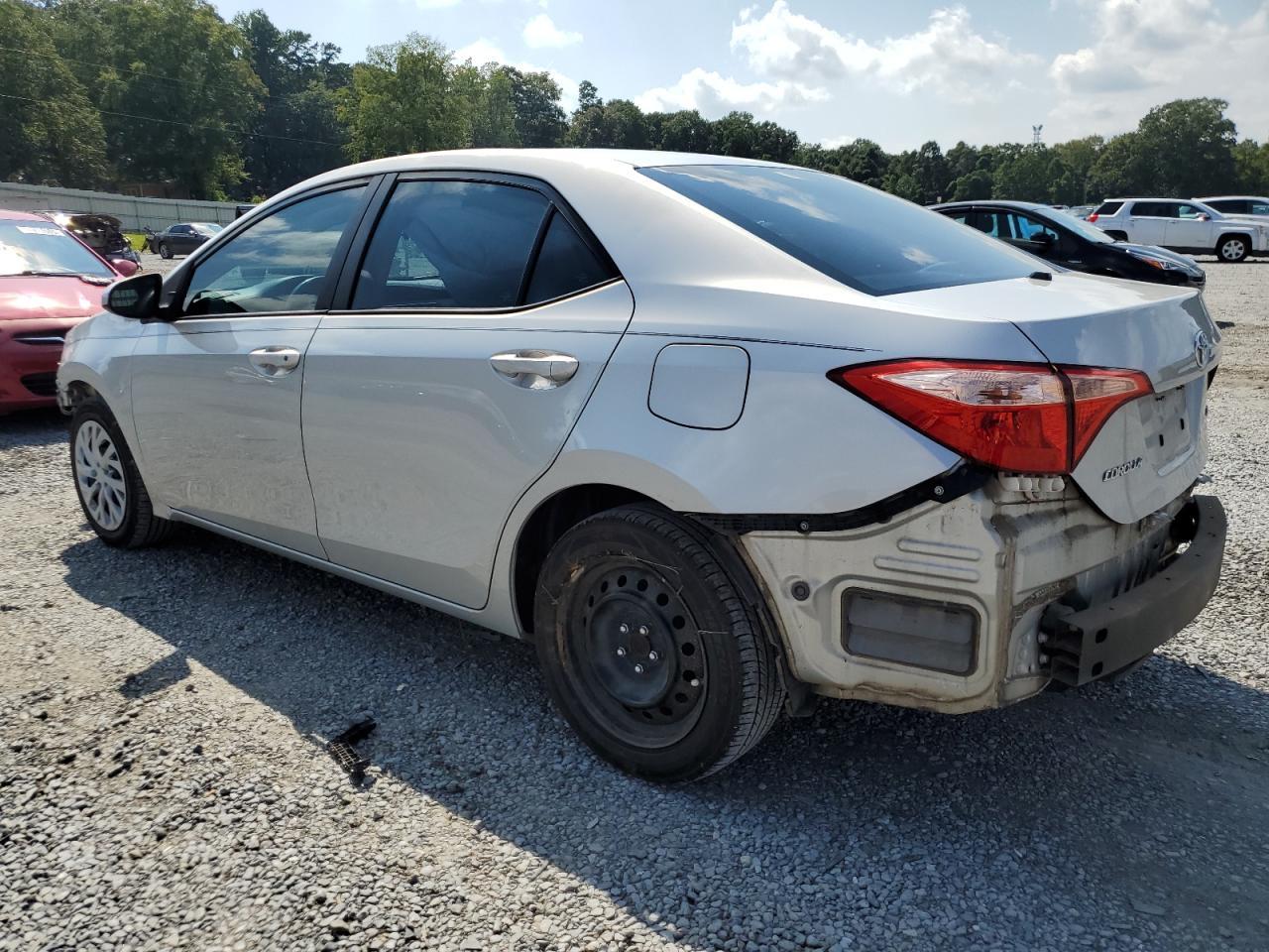 2019 Toyota Corolla L - Фото 2