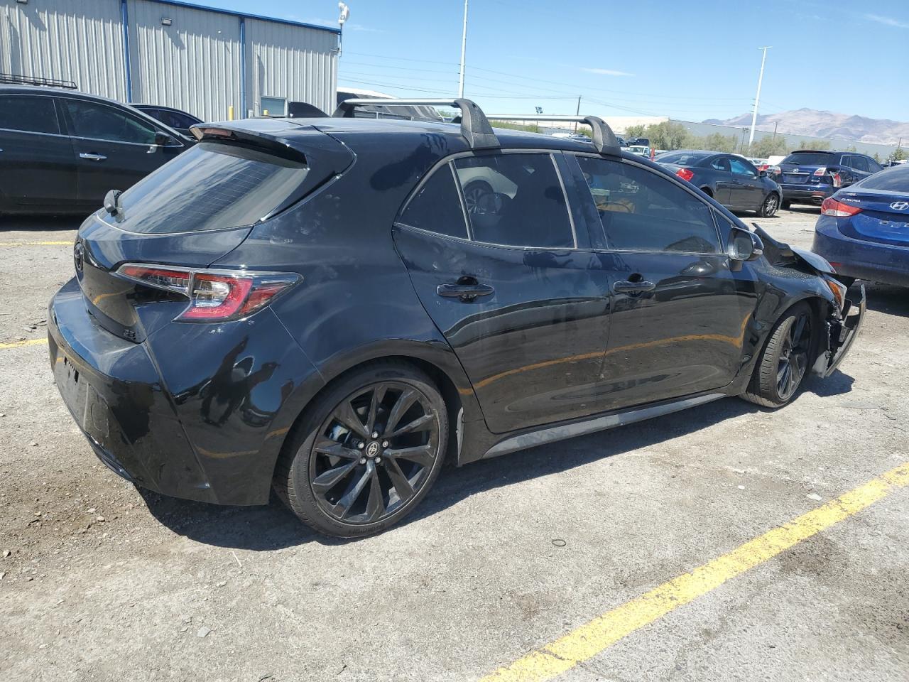 2022 Toyota Corolla Se - Фото 3