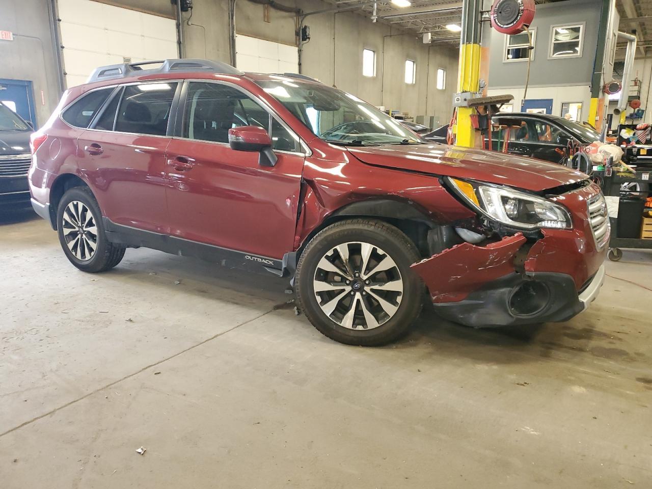 2016 Subaru Outback 3.6R Limited - Image 4