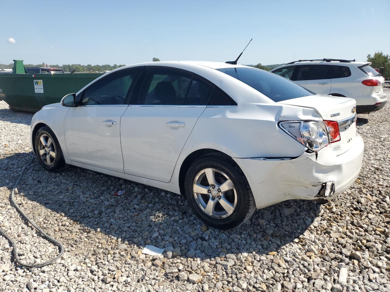 2013 Chevrolet Cruze Lt - Image 2