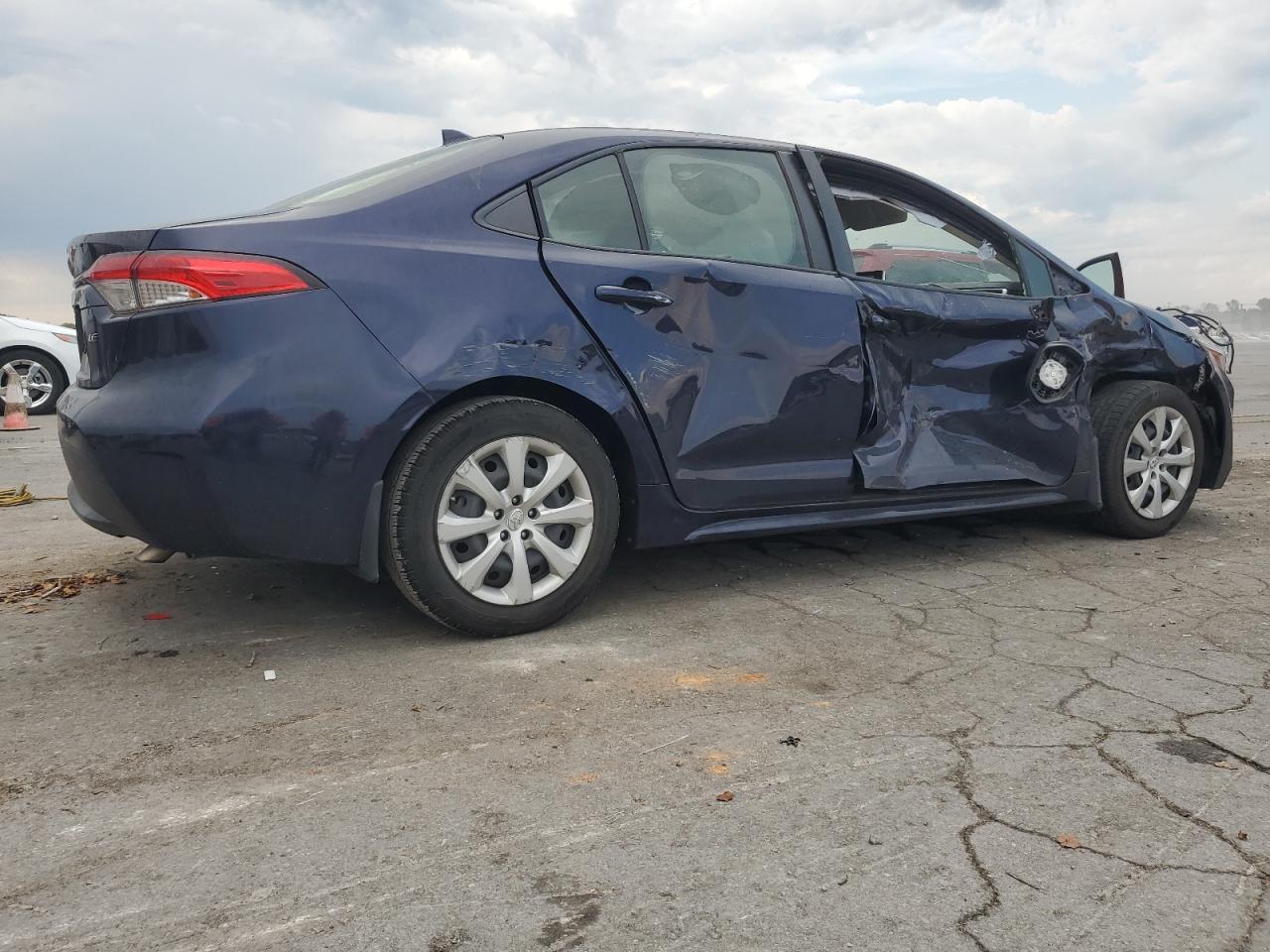 2021 Toyota Corolla Le - Фото 3