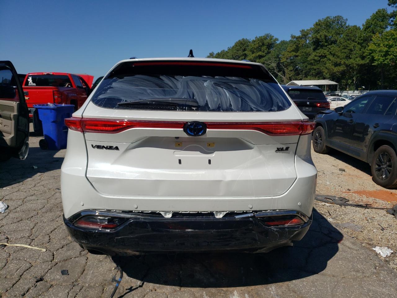 2024 Toyota Venza Le - Фото 6
