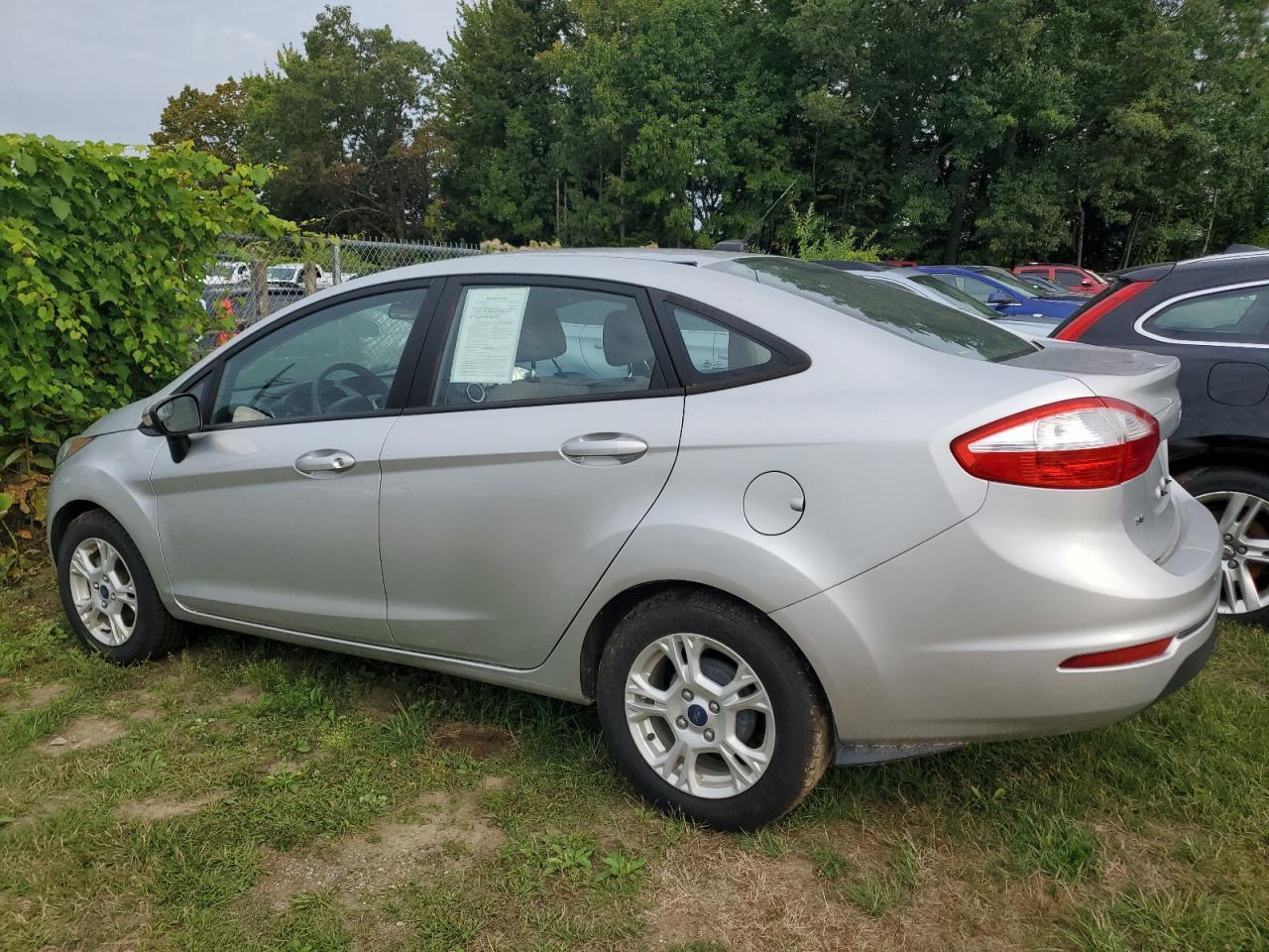2016 Ford Fiesta Se - Image 3