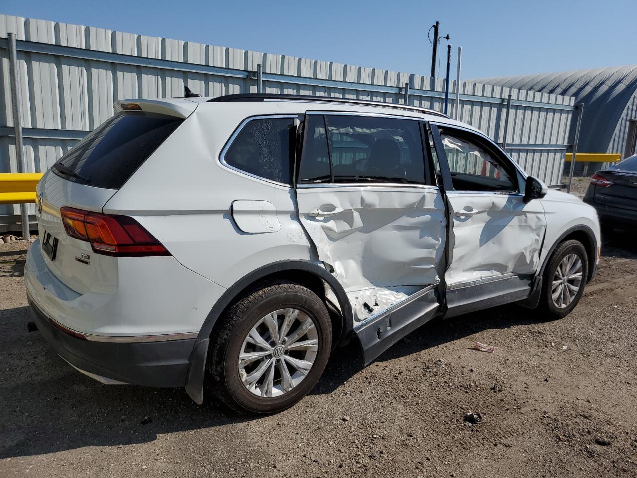 2018 Volkswagen Tiguan Se - Фото 3