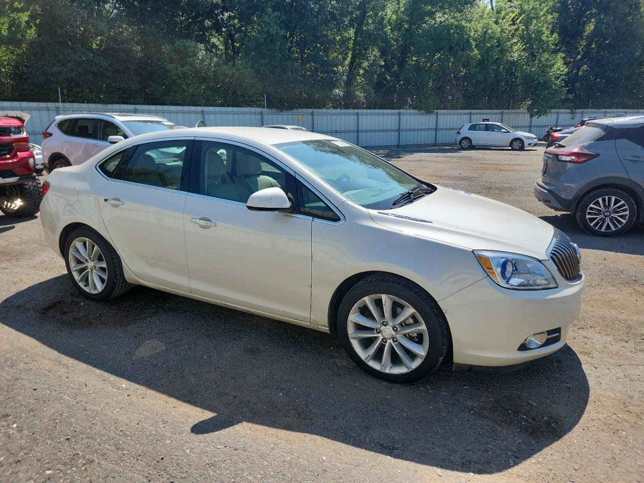 2016 Buick Verano - Image 4