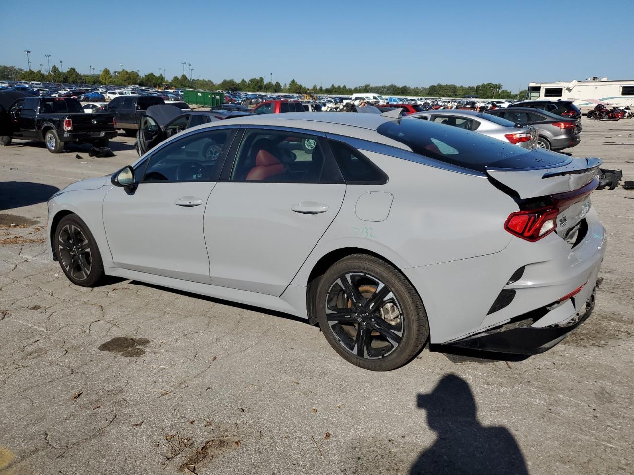 2023 Kia K5 Gt Line - Фото 2