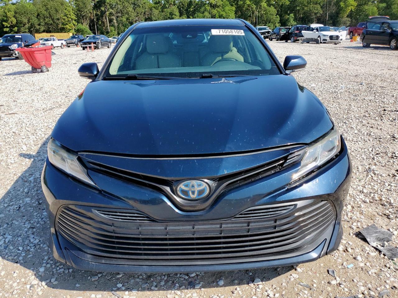 2019 Toyota Camry Le - Фото 5