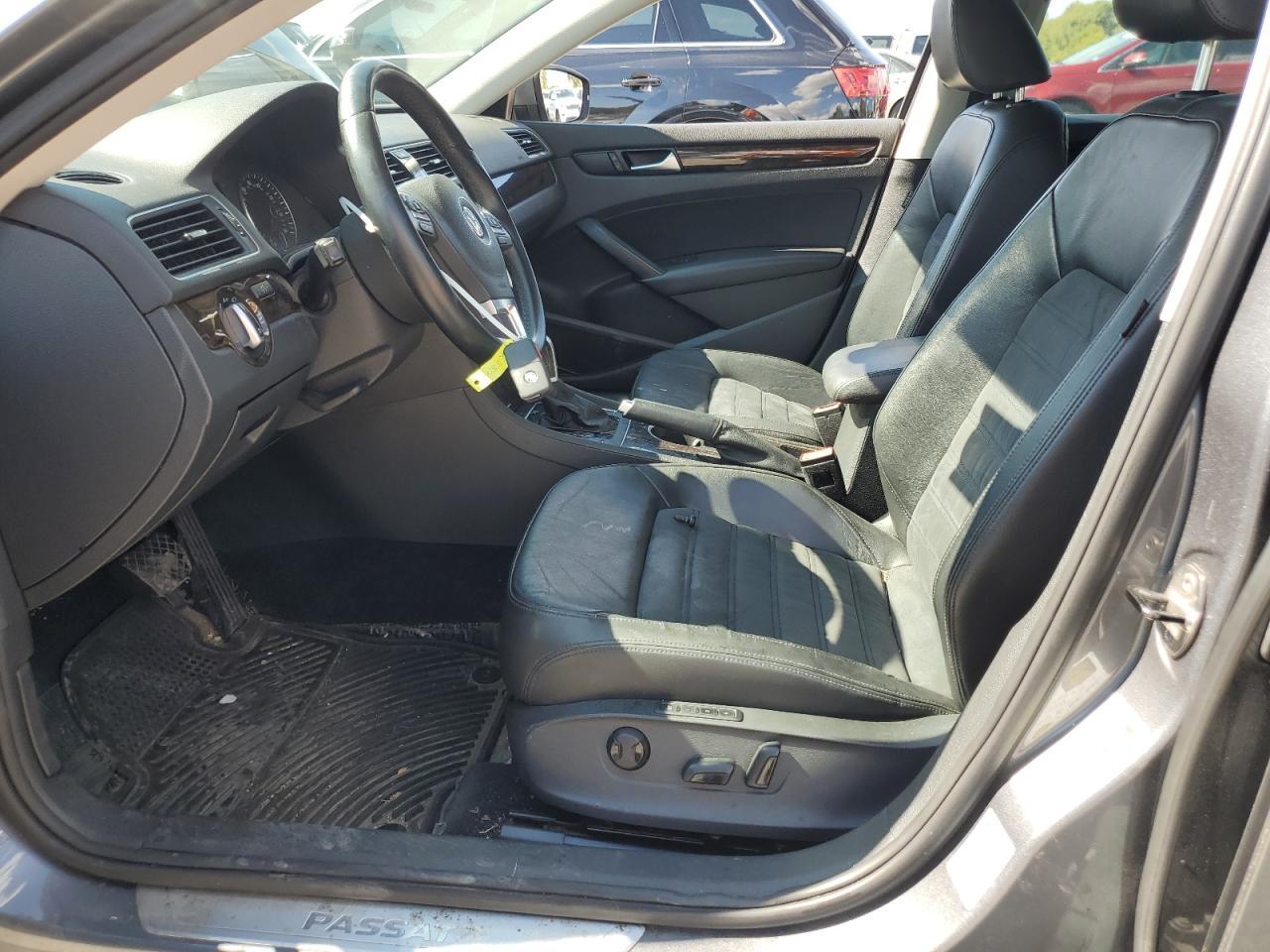 2014 Volkswagen Passat Sel - Image 7