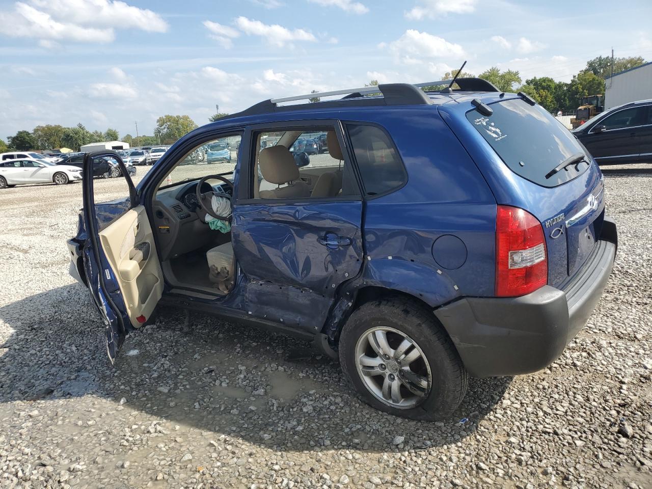 2008 Hyundai Tucson Se - Image 2