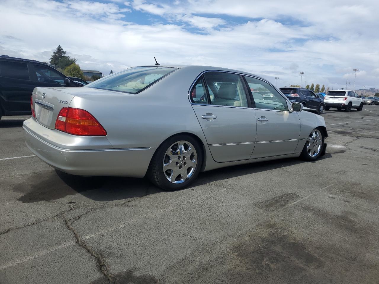 2001 Lexus Ls 430 - Image 3