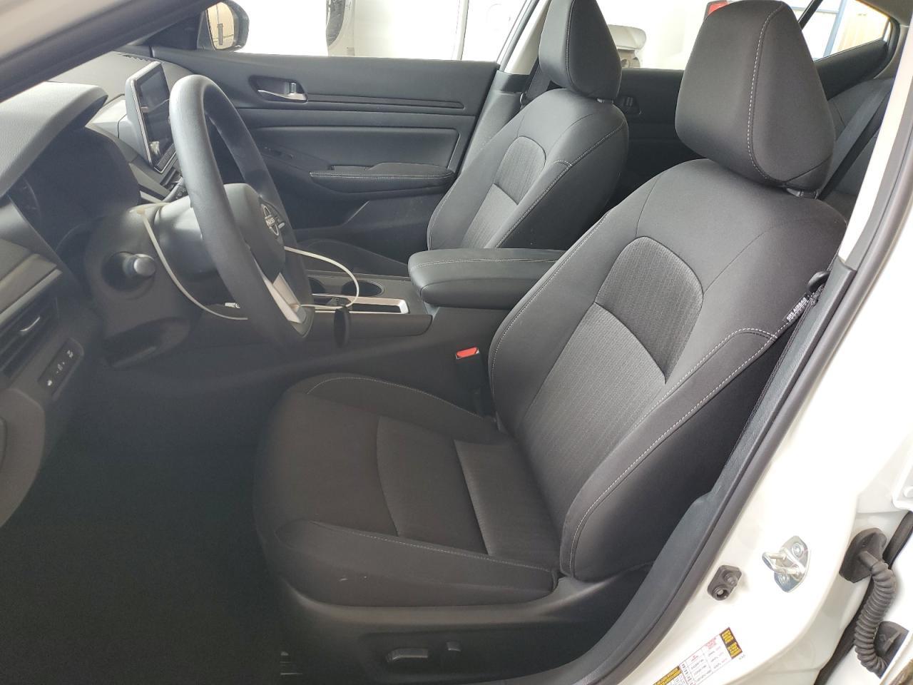 2025 Nissan Altima Sv - Image 7