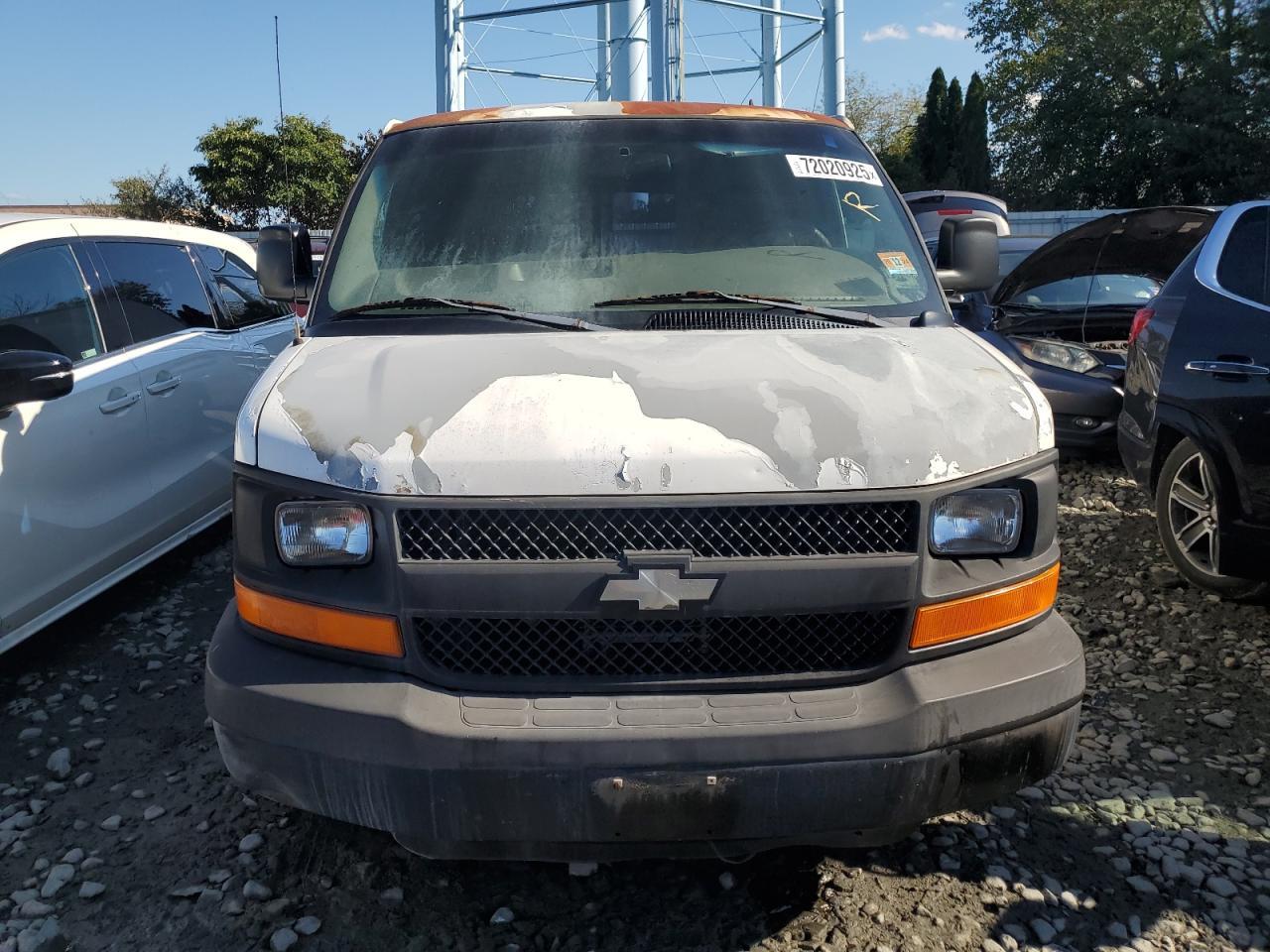 2003 Chevrolet Express G2500 - Image 5