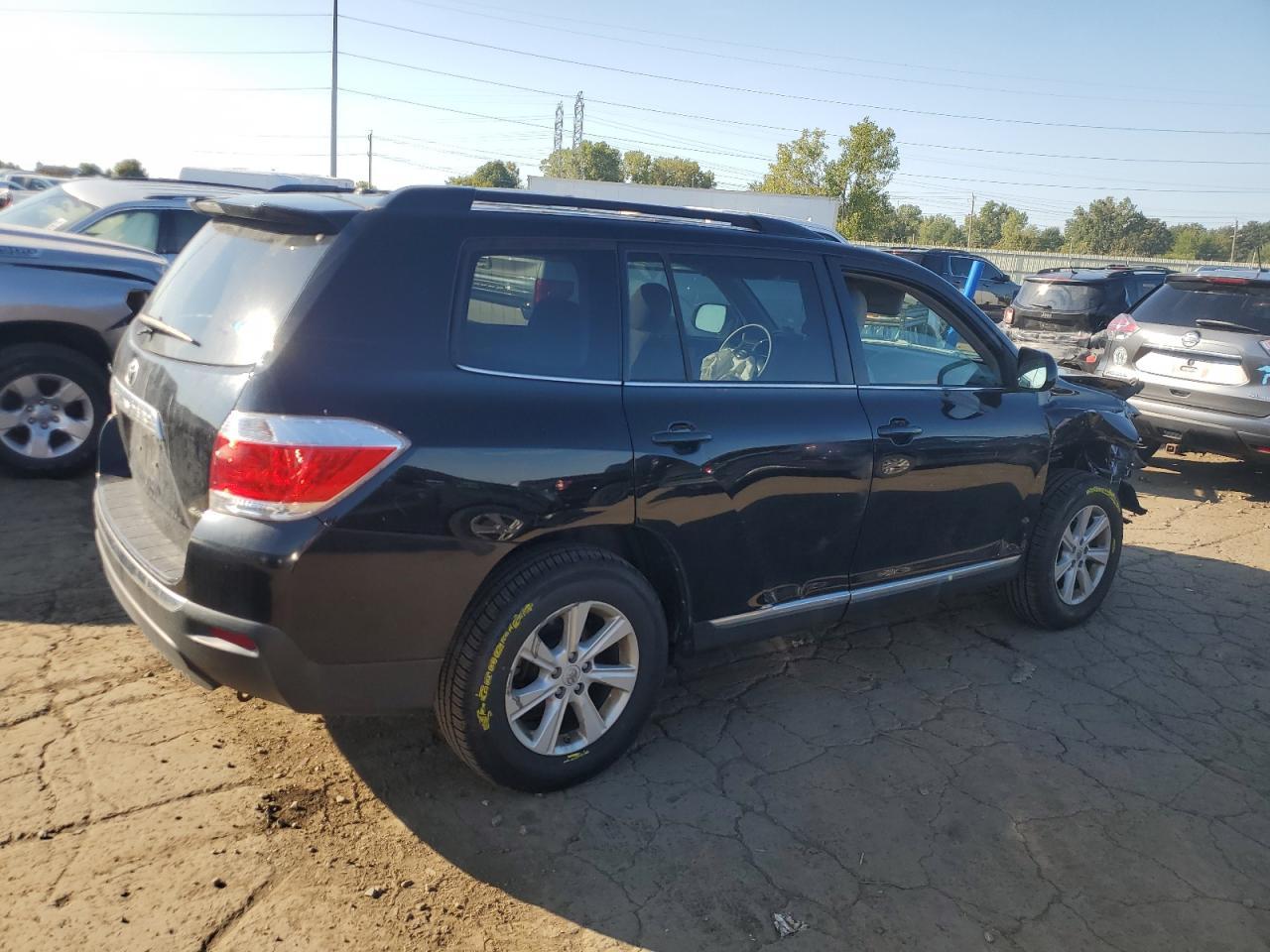 2011 Toyota Highlander Base - Фото 3