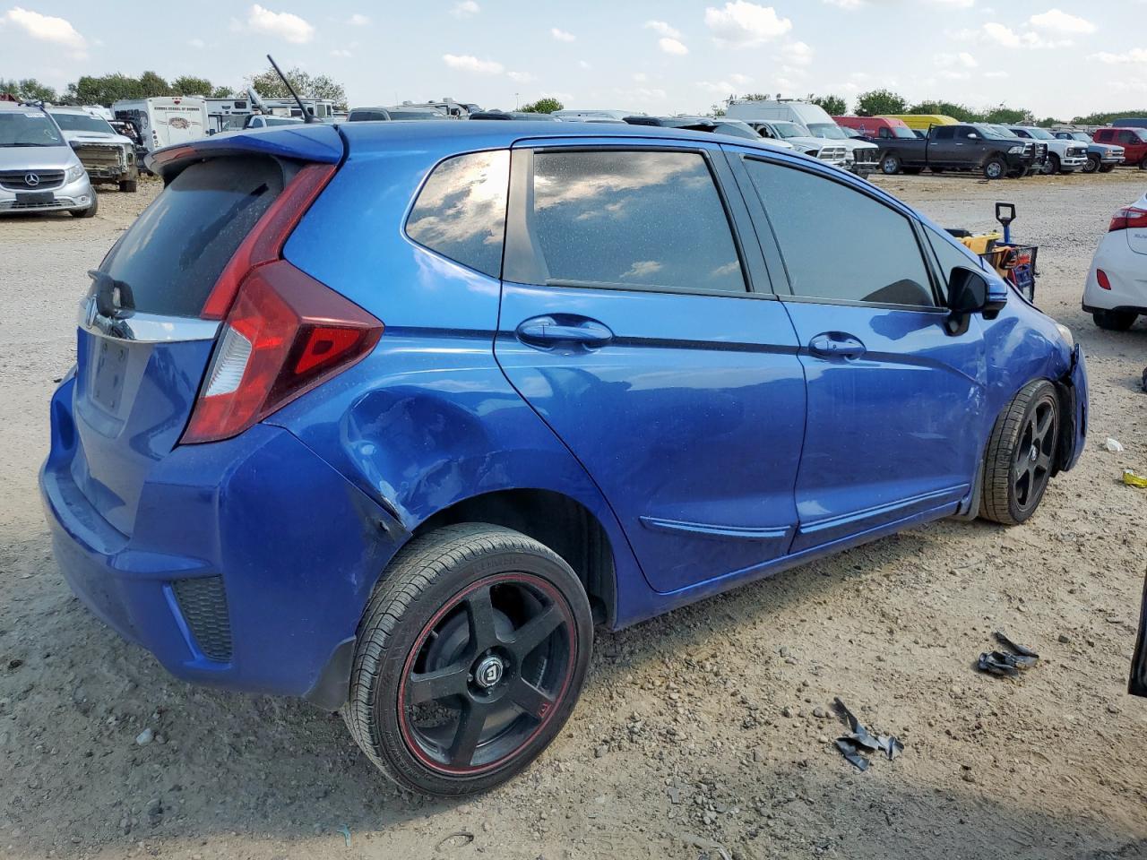 2016 Honda Fit Ex - Image 3