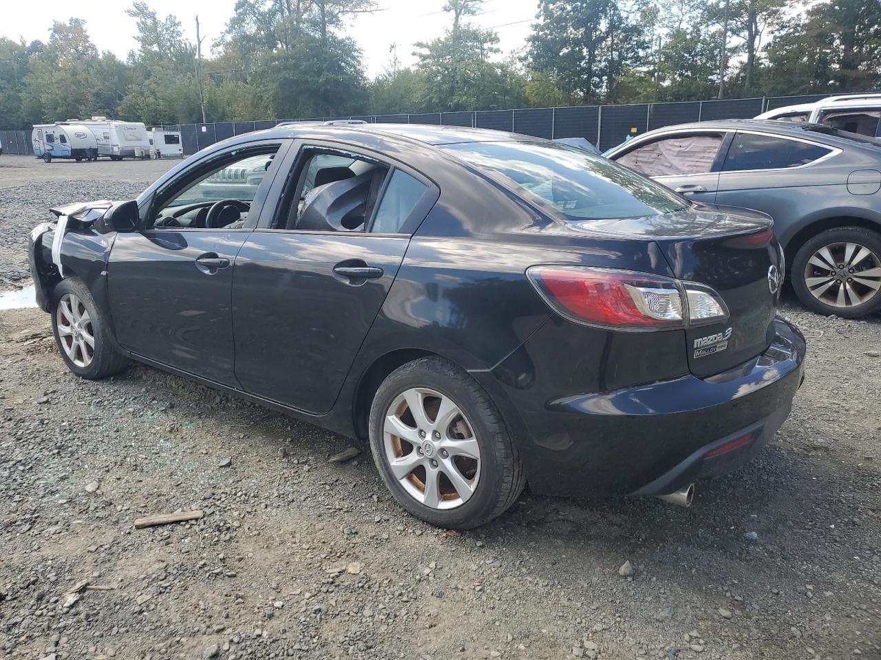 2010 Mazda 3 I - Фото 2