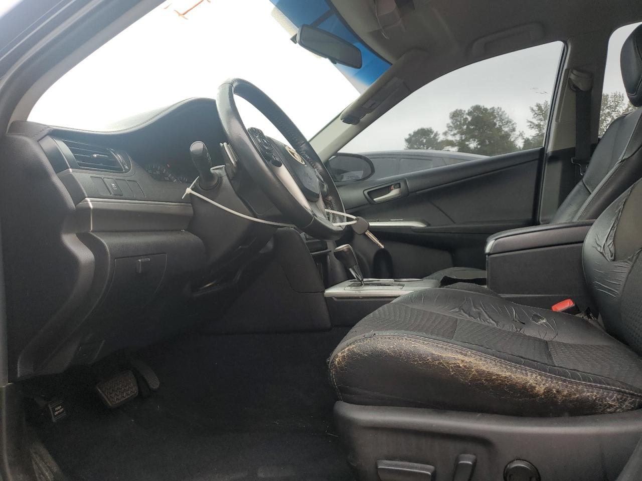 2012 Toyota Camry Base - Фото 7