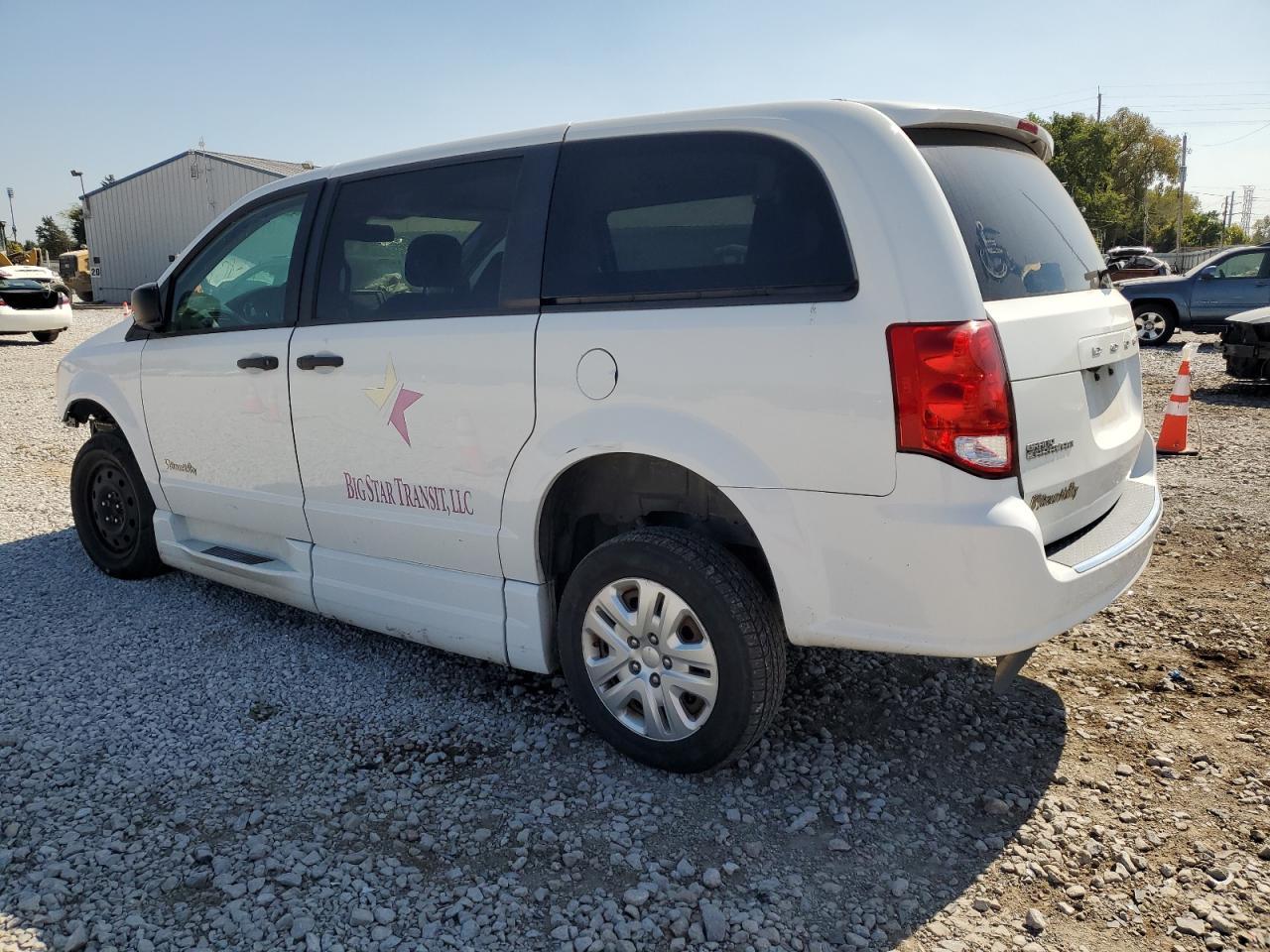 2019 Dodge Grand Caravan Se - Image 2