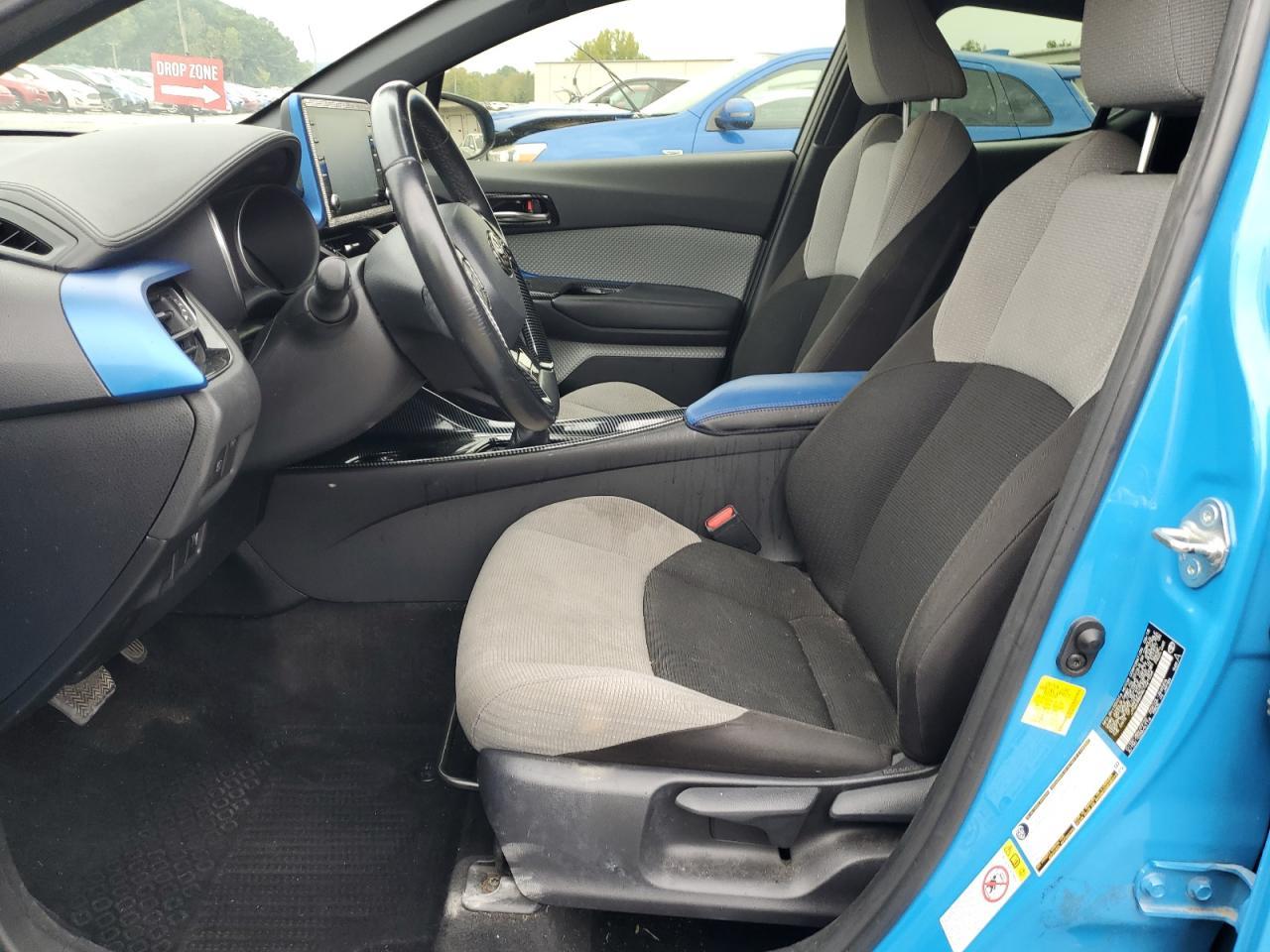 2019 Toyota C-Hr Xle - Image 7