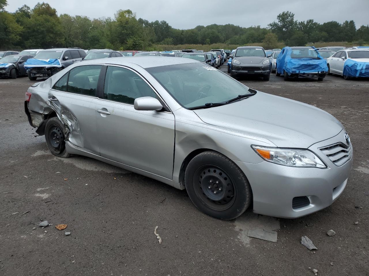 2011 Toyota Camry Base - Фото 4