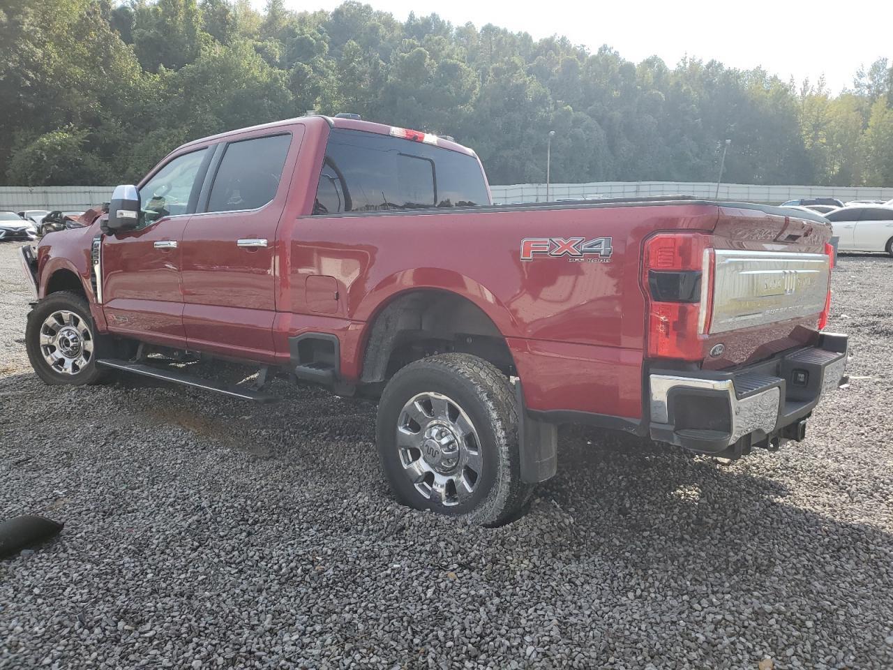 2025 Ford F250 Super Duty - Фото 2