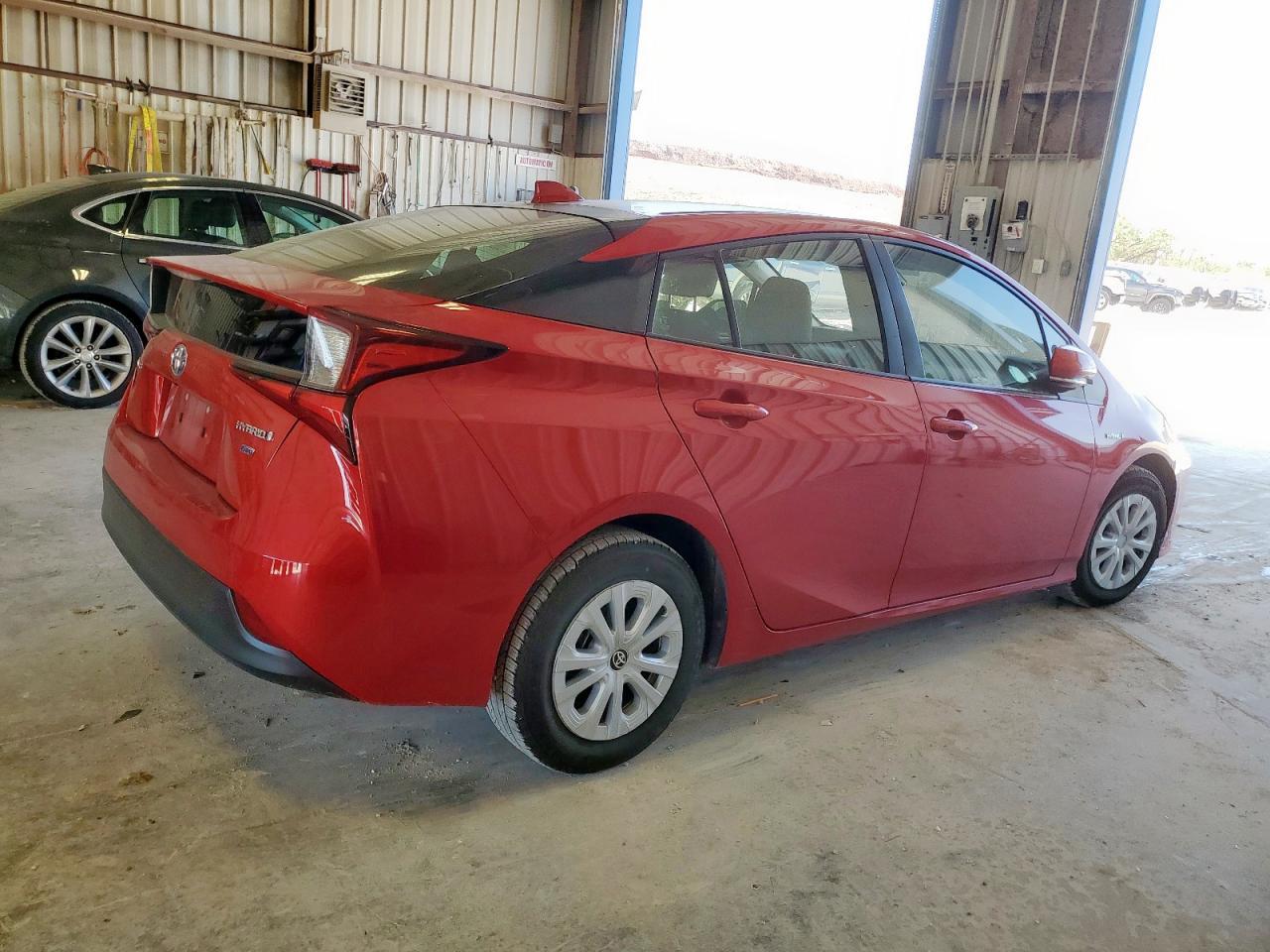 2022 Toyota Prius Night Shade - Image 3