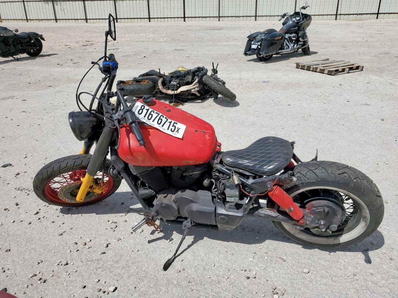 2006 Honda Motorcycle - Image 3