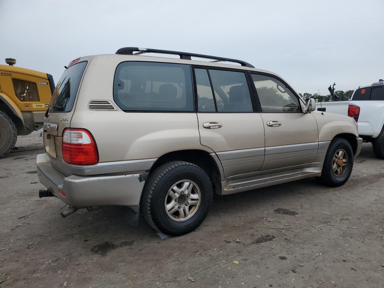 1998 Lexus Lx 470 - Image 3
