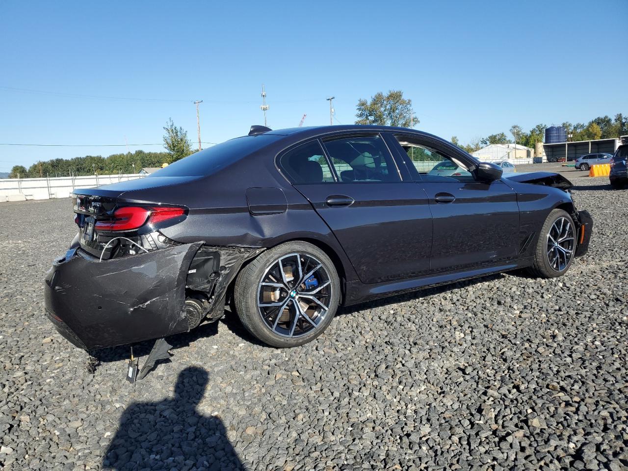 2022 BMW 540 Xi - Фото 3