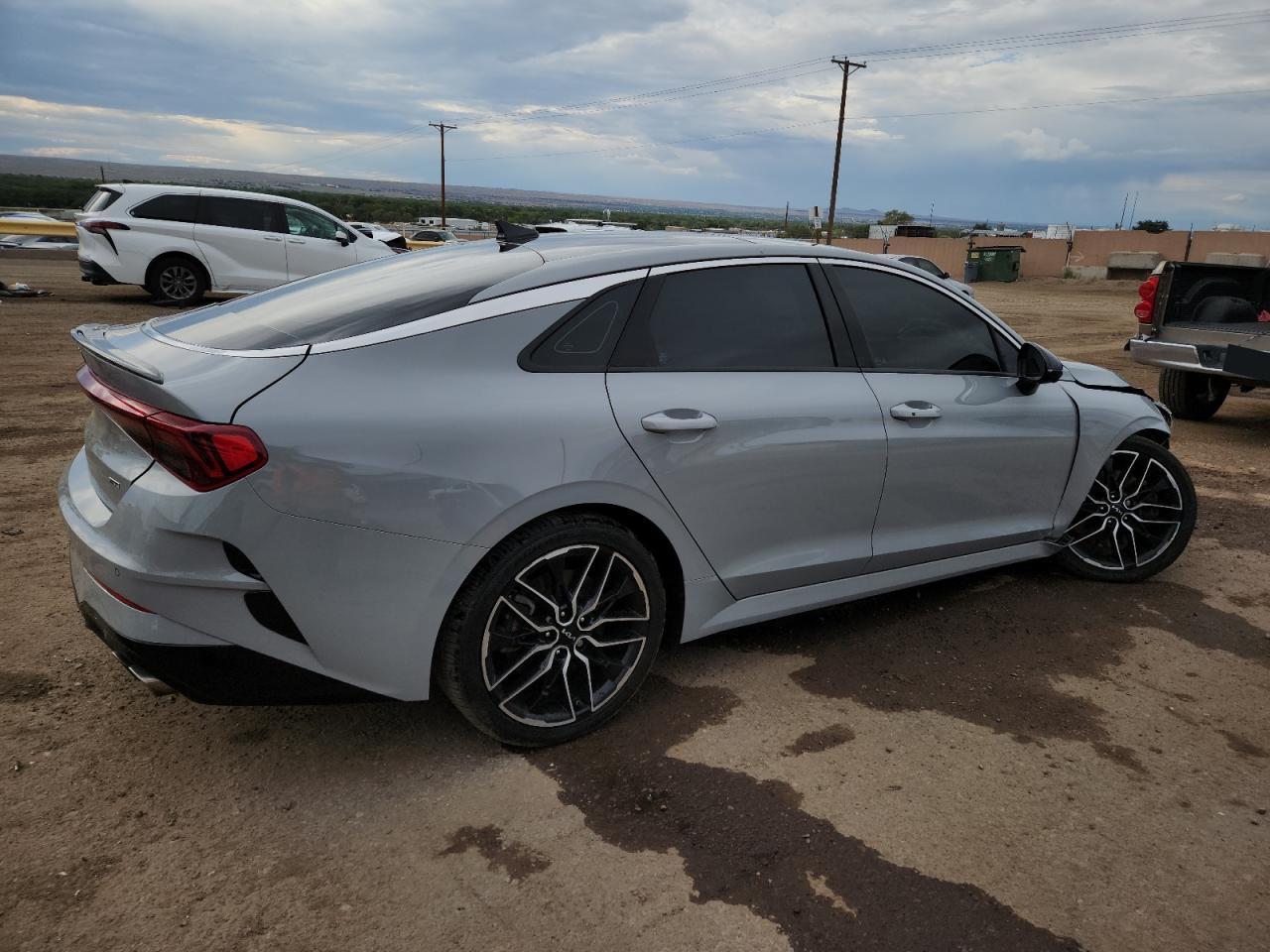 2023 Kia K5 Gt - Фото 3