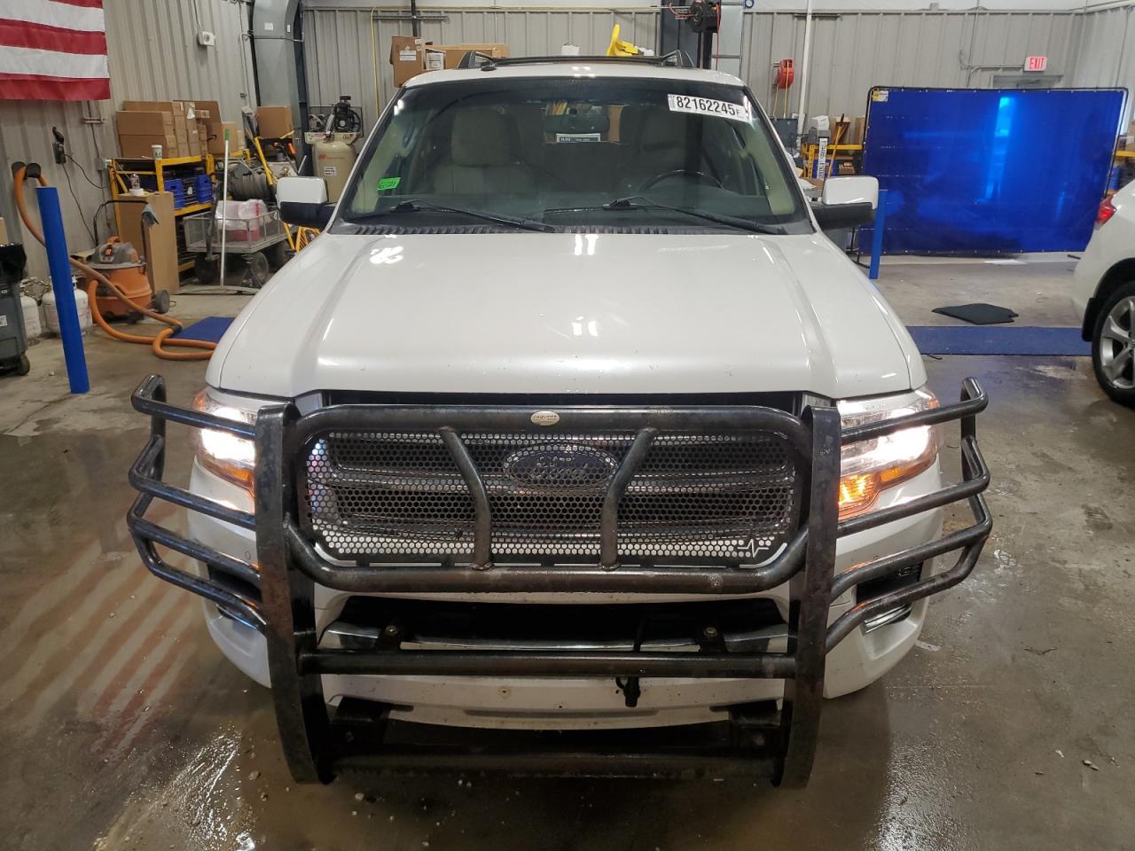 2015 Ford Expedition Limited - Image 5