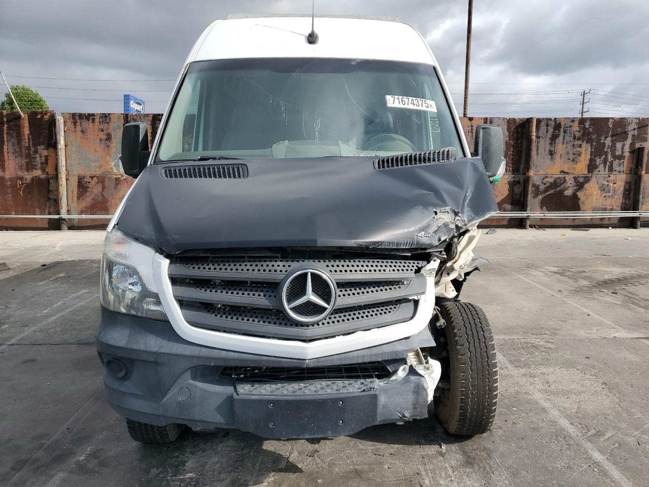 2018 Mercedes-Benz Sprinter 2500 - Фото 5
