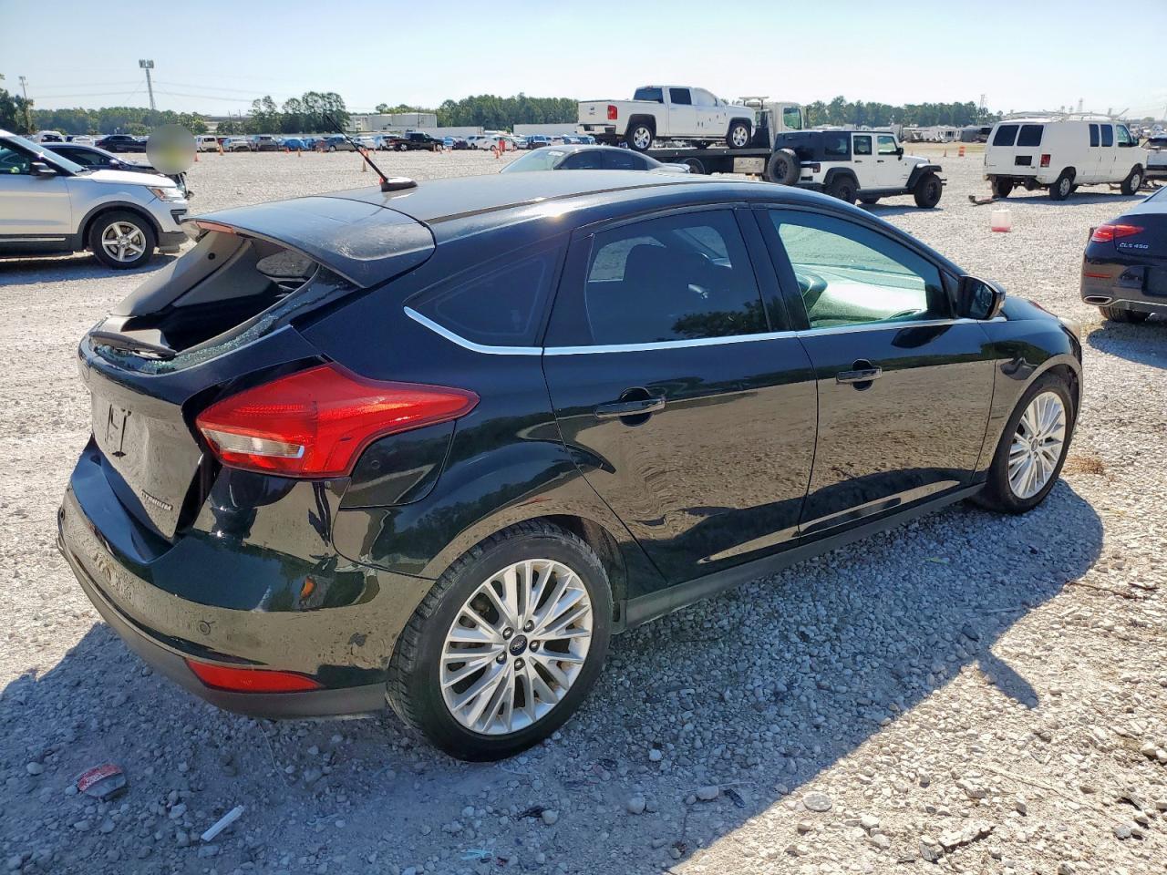2018 Ford Focus Titanium - Фото 3
