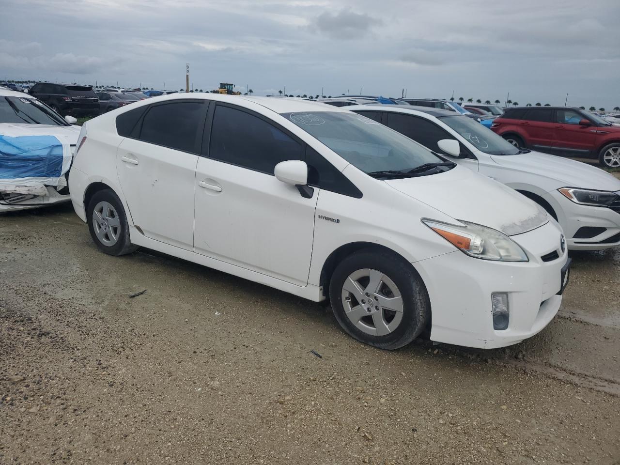 2011 Toyota Prius - Фото 4