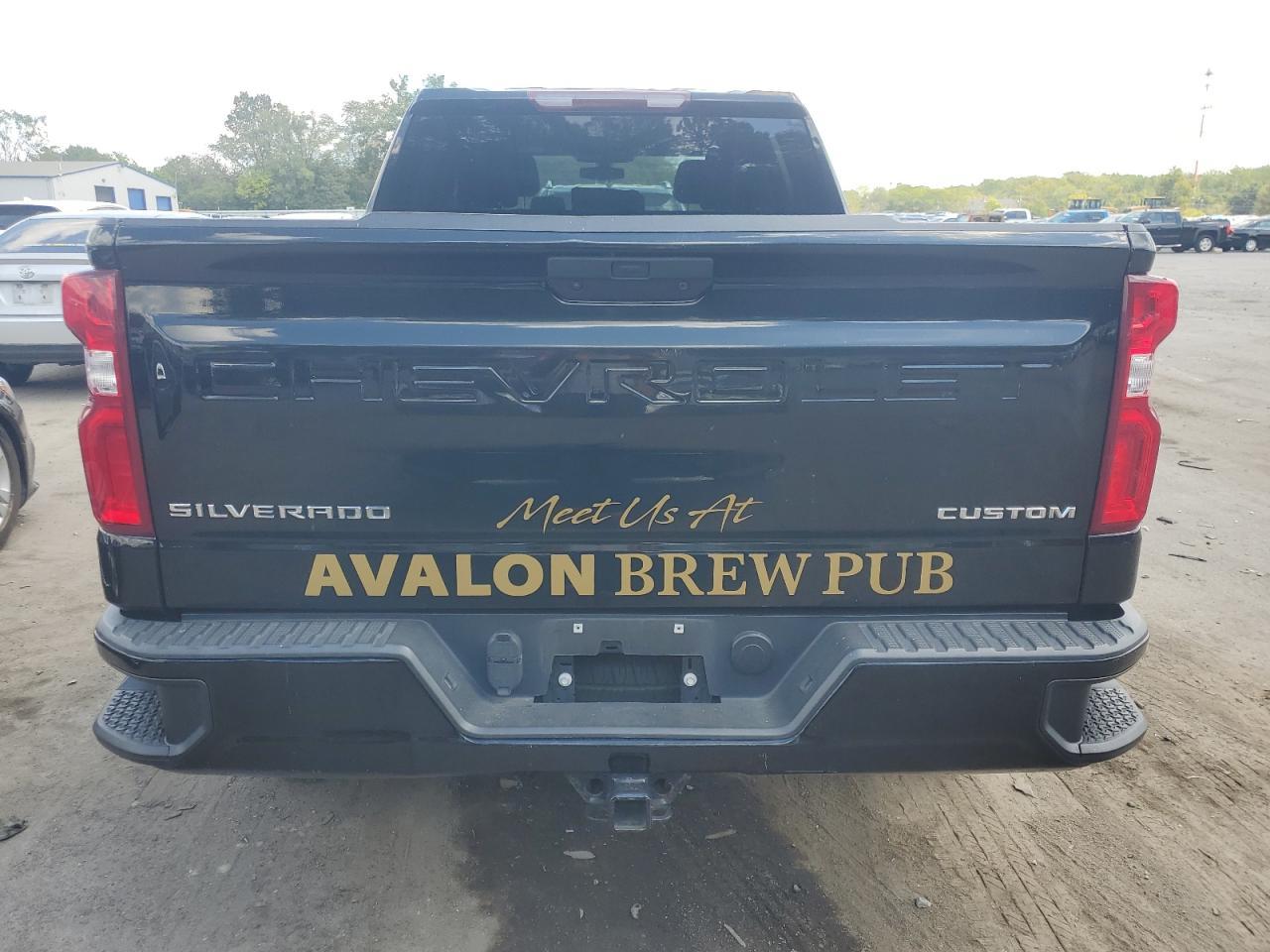 2021 Chevrolet Silverado K1500 Custom - Image 6