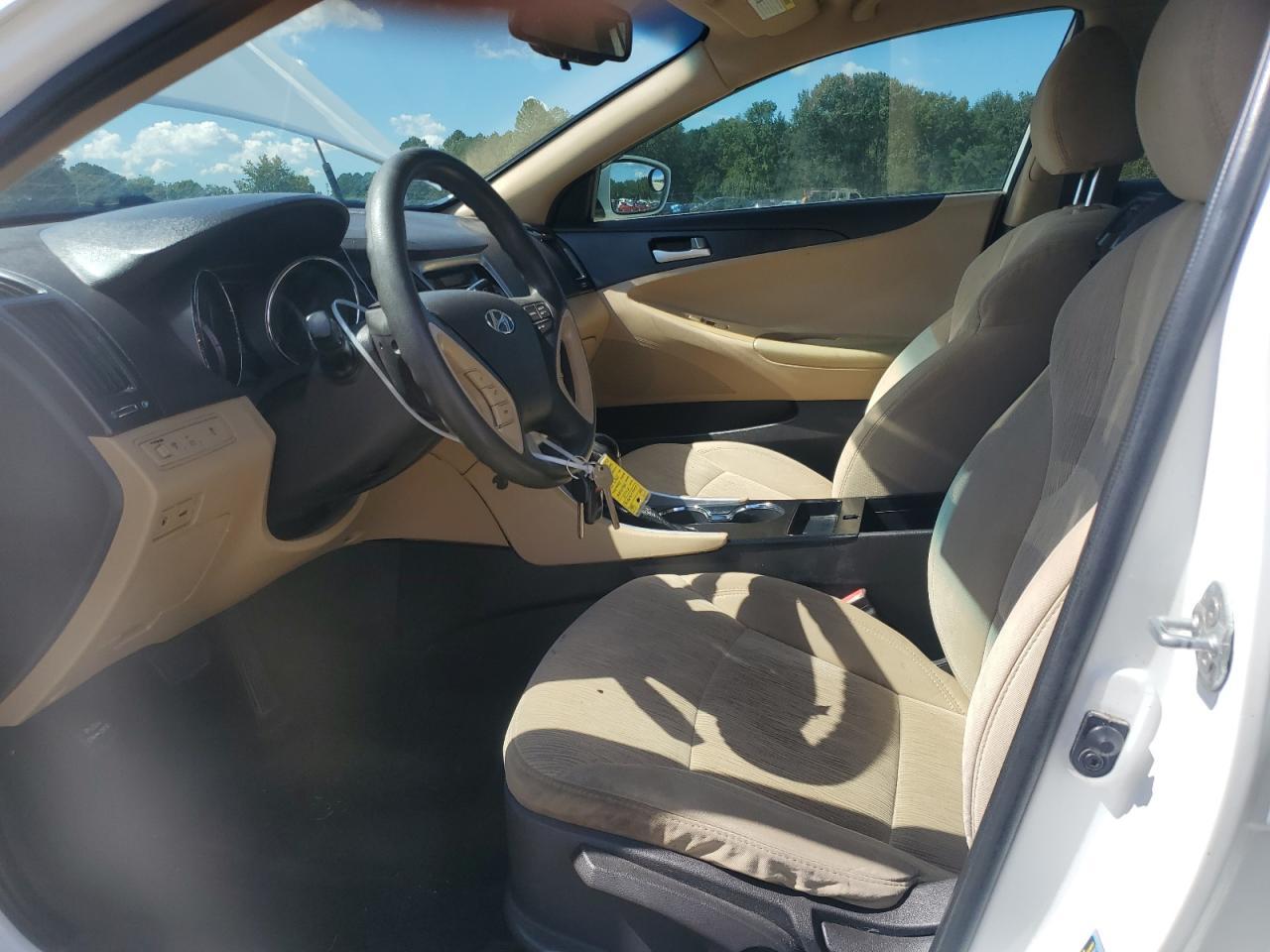 2013 Hyundai Sonata Gls - Image 7