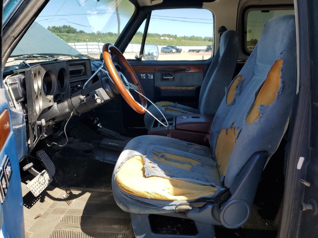 1987 Chevrolet Blazer V10 - Image 7