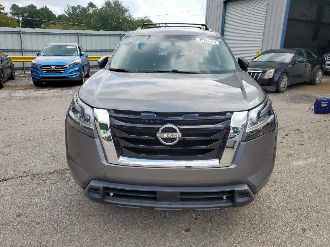 2022 Nissan Pathfinder Sv - Image 5