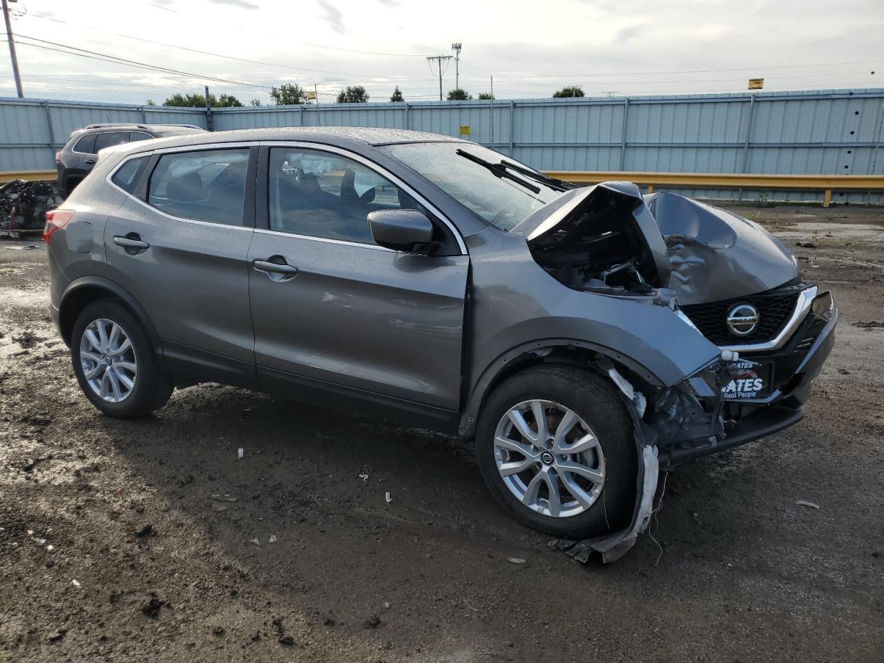 2022 Nissan Rogue Sport S - Фото 4