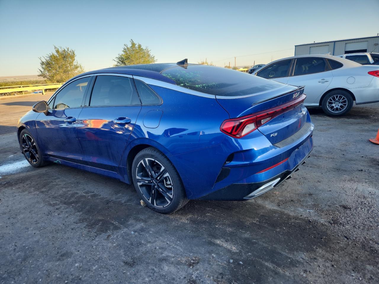 2022 Kia K5 Gt Line - Image 2