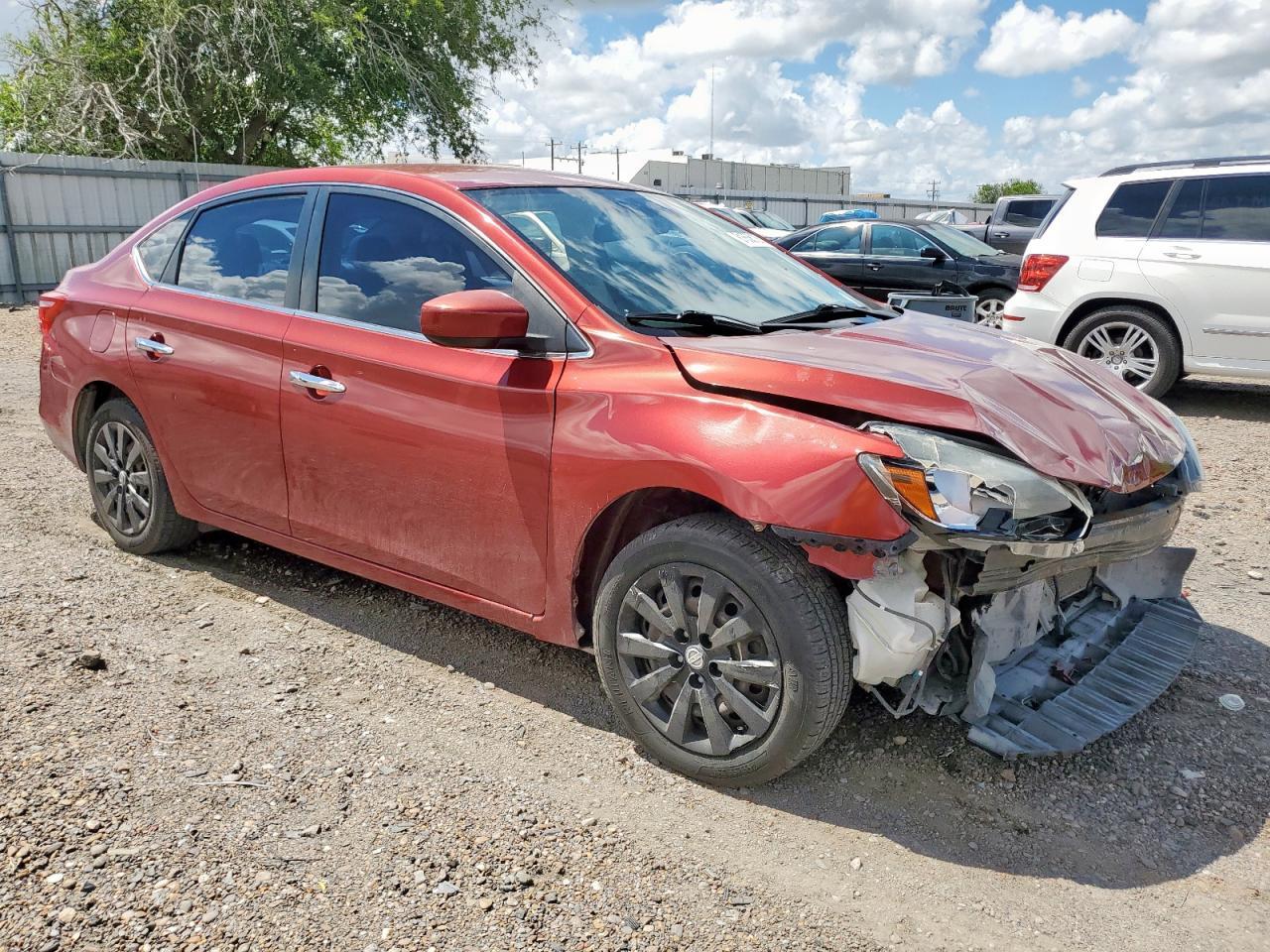 2016 Nissan Sentra S - Фото 4