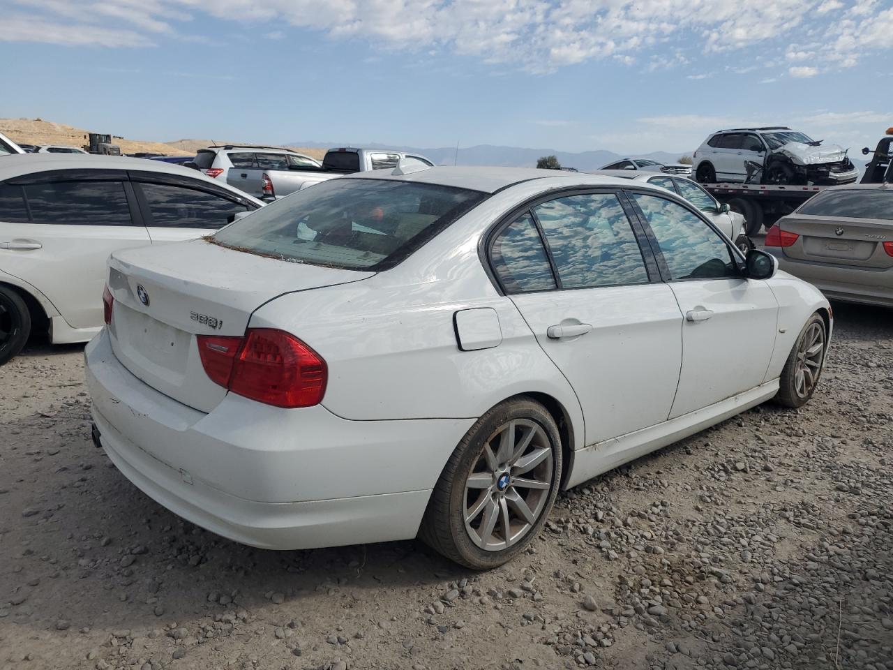 2010 BMW 328 I - Фото 3