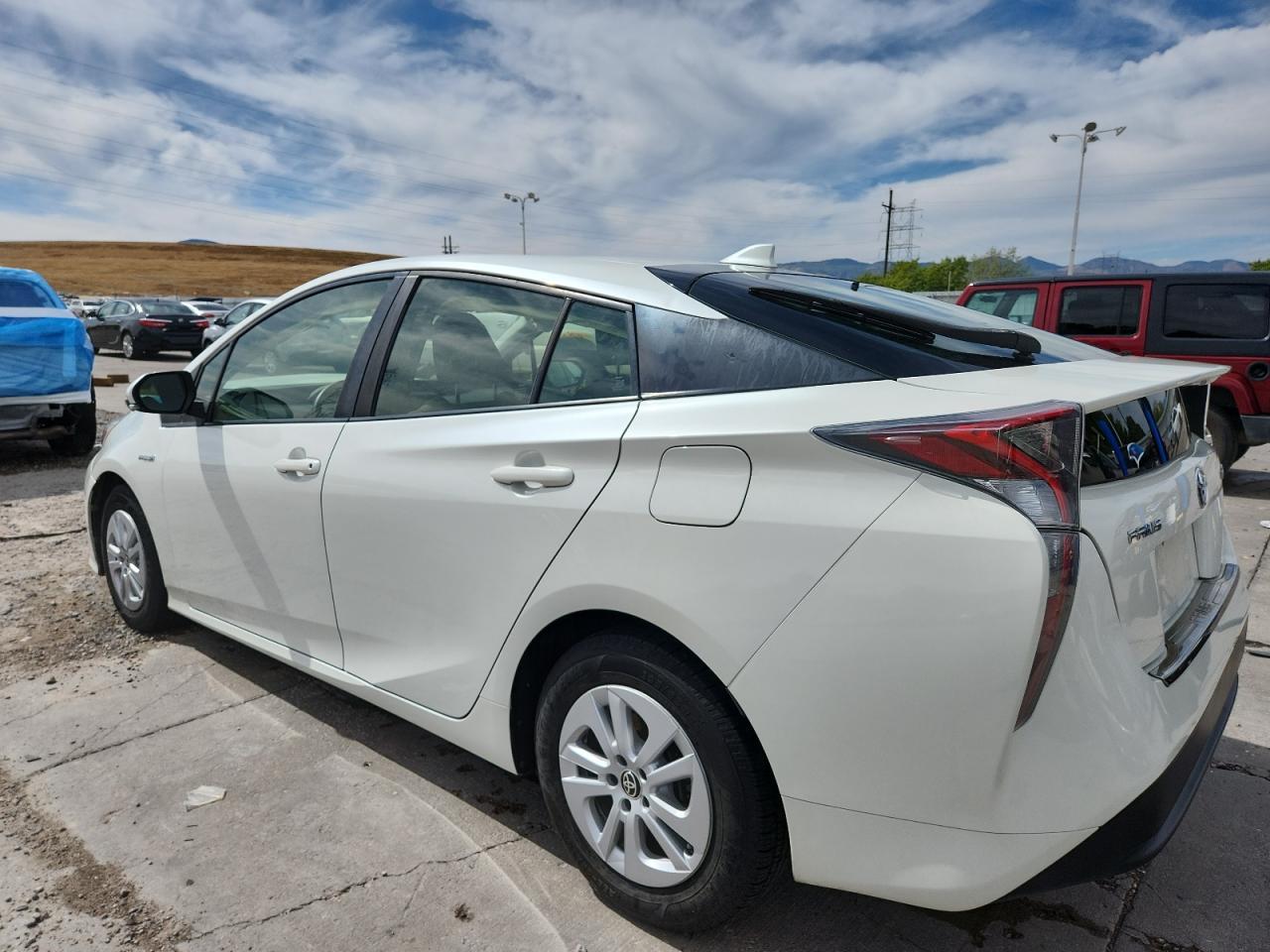 2016 Toyota Prius - Фото 2
