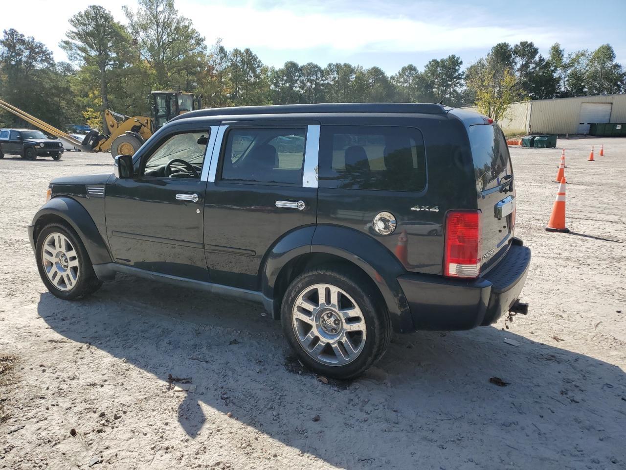 2010 Dodge Nitro Se - Фото 2