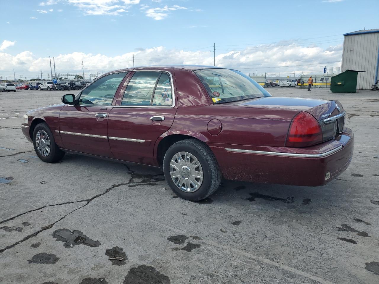 2008 Mercury Grand Marquis Gs - Image 2